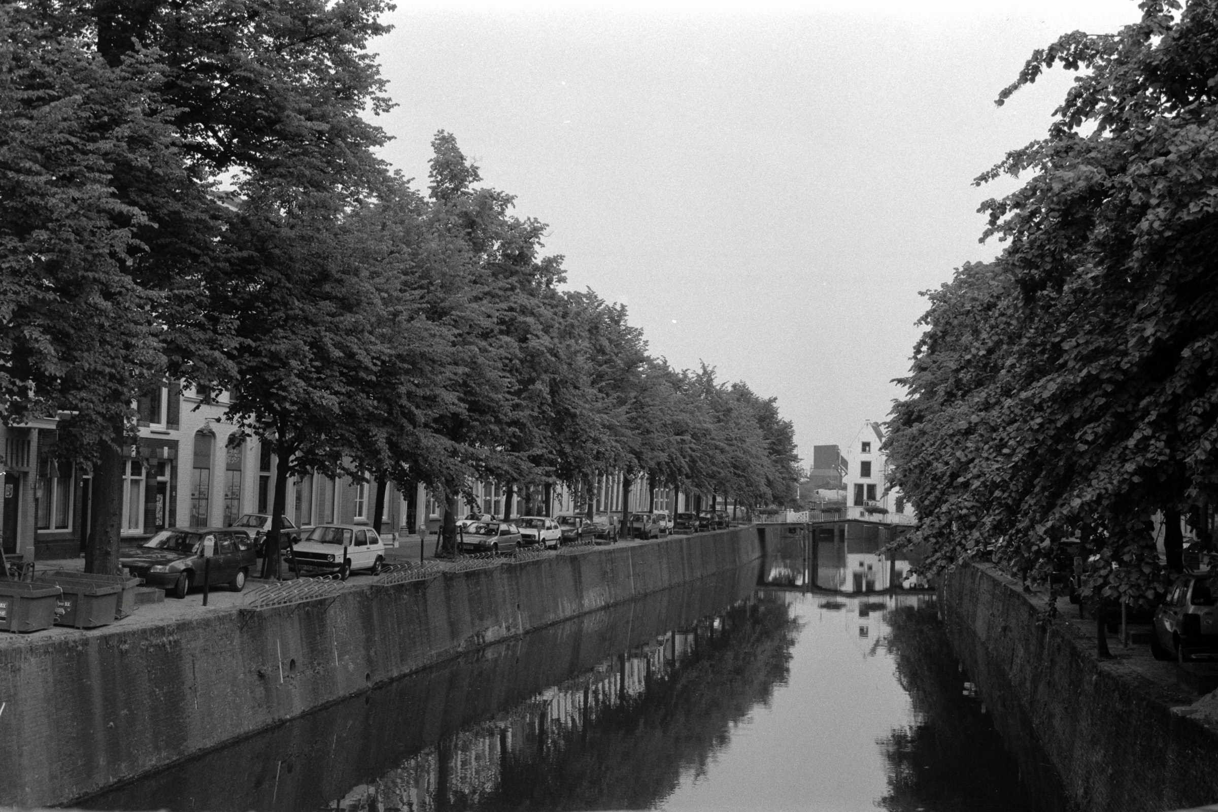 AHP F1992 06 001 sc250507 img13 NLP